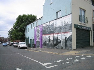 murals: 