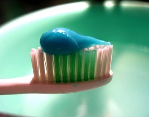 neem toothpaste: 